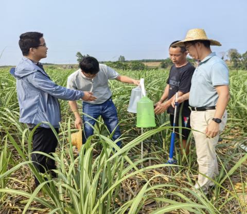 580d4c0b6693510597ce59d2da0cfdb1